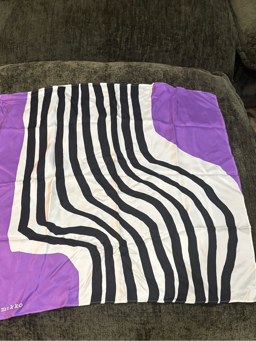MARIMEKKO Unikko 100% Silk Scarf 23” x 23” Black White Purple Zebra Print